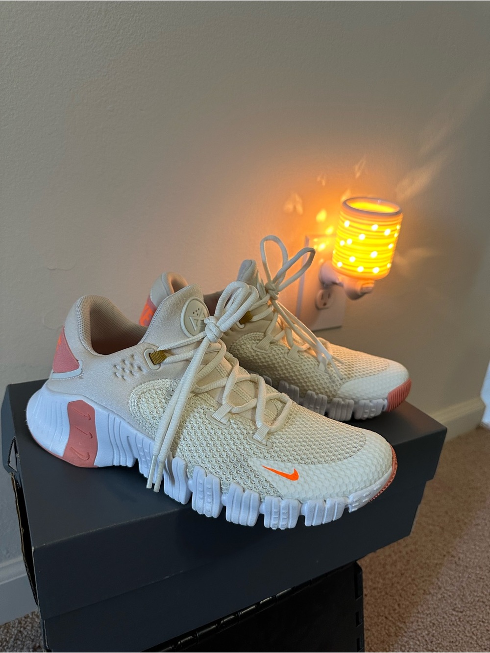 Nike Free Metcon 4 Cream Knit Sneakers with Coral Accents